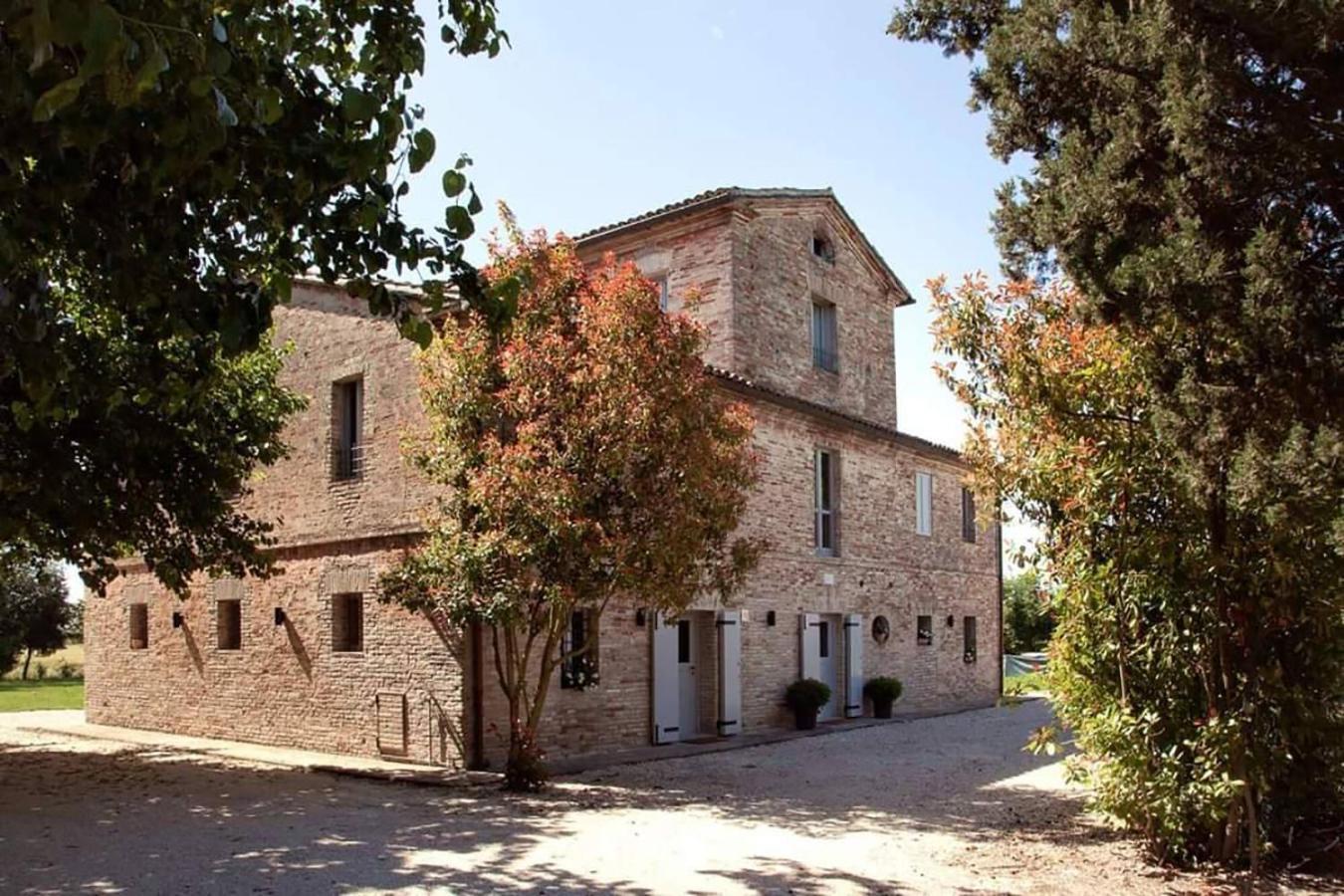 Hotel Maison022 Jesi Esterno foto